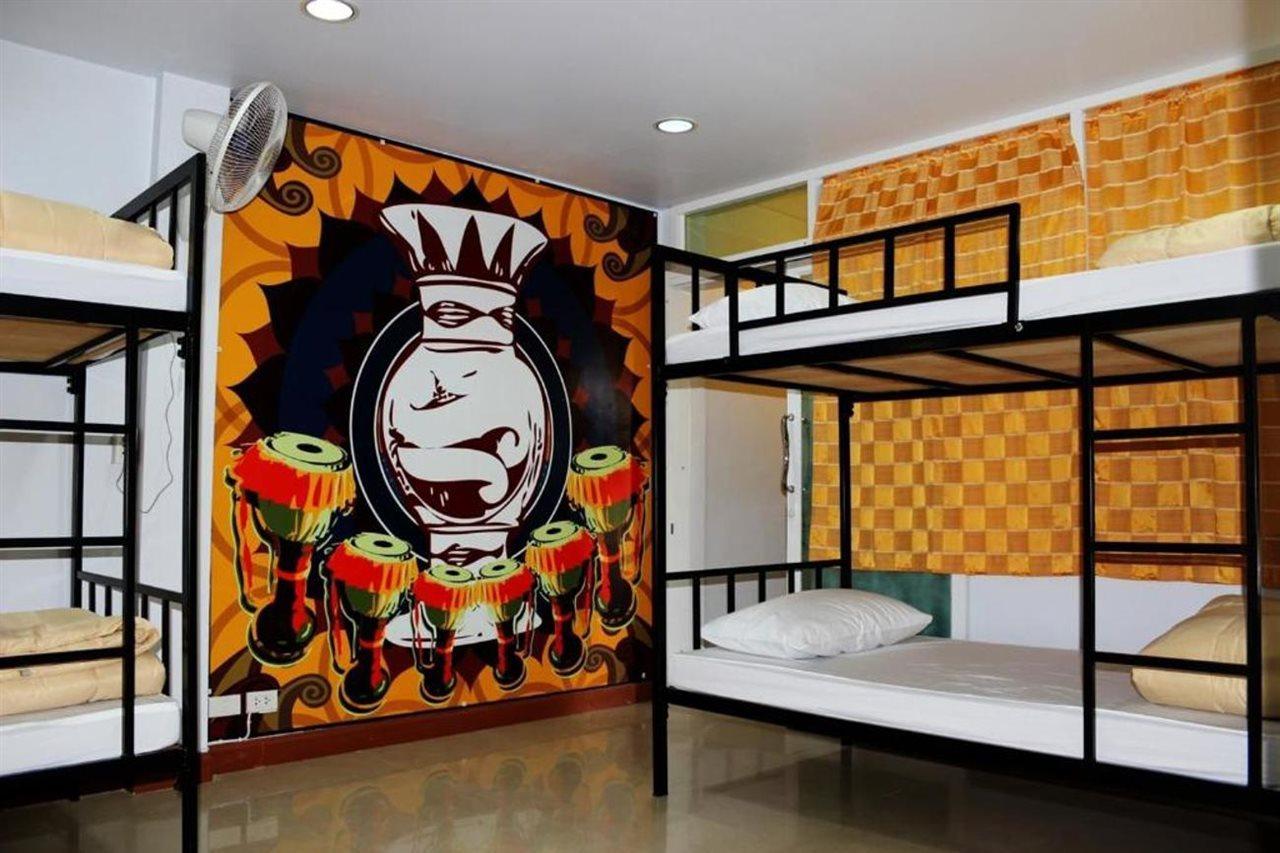 Base Hotel 2*