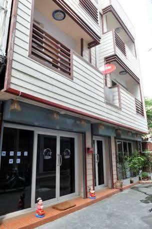 Hotel Base 2*
